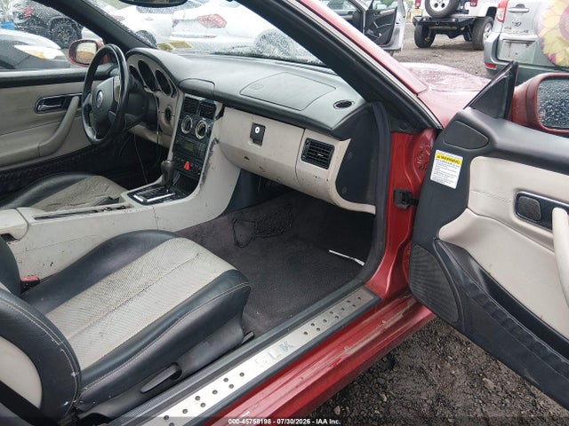 2000 Mercedes-benz Slk 230 Kompressor მანქანა იყიდება აუქციონზე, vin: WDBKK47F3YF156383, აუქციონის ნომერი: 45758198