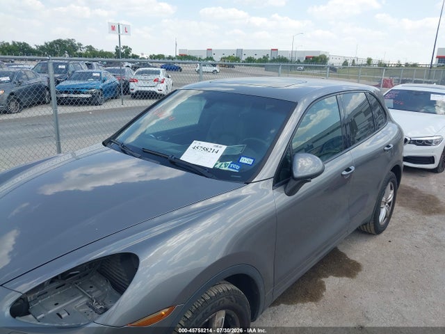 45758214 :رقم المزاد ، WP1AA2A22CLA02301 vin ، 2012 Porsche Cayenne مزاد بيع