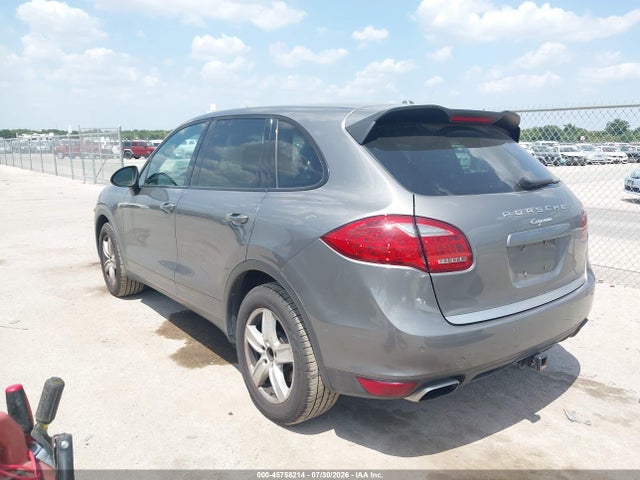 45758214 :رقم المزاد ، WP1AA2A22CLA02301 vin ، 2012 Porsche Cayenne مزاد بيع