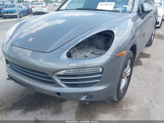 45758214 :رقم المزاد ، WP1AA2A22CLA02301 vin ، 2012 Porsche Cayenne مزاد بيع