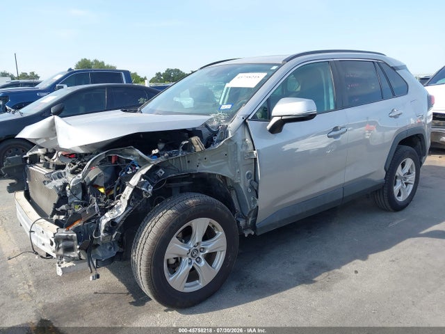 2021 Toyota Rav4 Xle მანქანა იყიდება აუქციონზე, vin: 2T3P1RFV7MW160994, აუქციონის ნომერი: 45758218