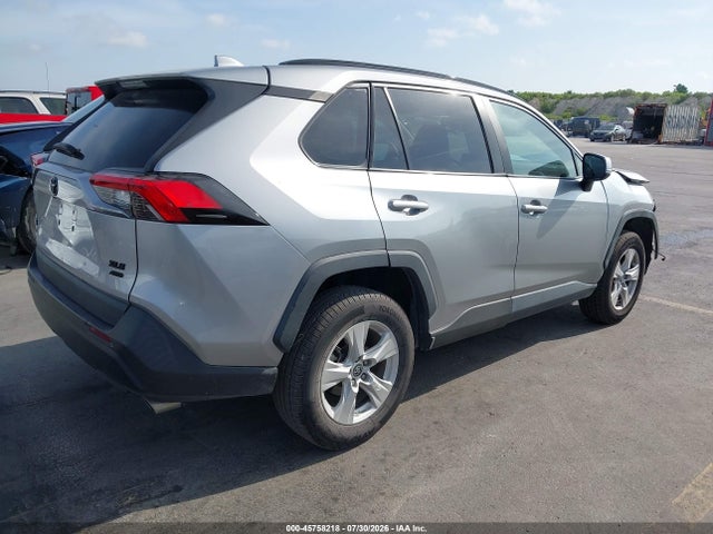 2021 Toyota Rav4 Xle მანქანა იყიდება აუქციონზე, vin: 2T3P1RFV7MW160994, აუქციონის ნომერი: 45758218