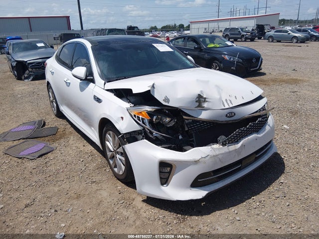 45758227 :رقم المزاد ، 5XXGU4L33JG233578 vin ، 2018 Kia Optima Ex مزاد بيع