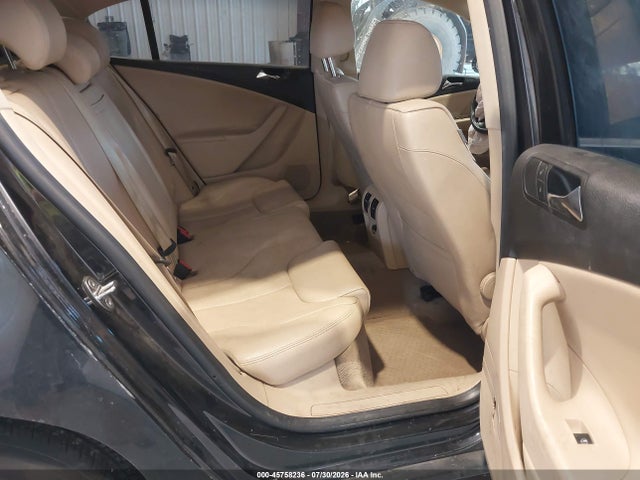2007 Volkswagen Passat 2.0t მანქანა იყიდება აუქციონზე, vin: WVWGK73C37P079897, აუქციონის ნომერი: 45758236
