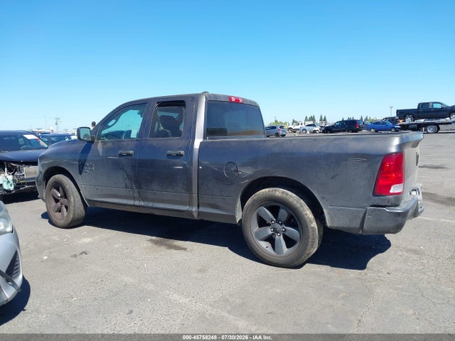 1C6RR6FGXKS618686 RAM 1500 Classic Express 4x2 6&#039;4 Box