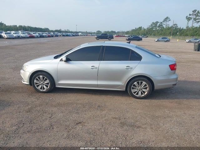Продажа на аукционе авто 2016 Volkswagen Jetta 1.4t Se, vin: 3VWD67AJ5GM312187, номер лота: 45758251
