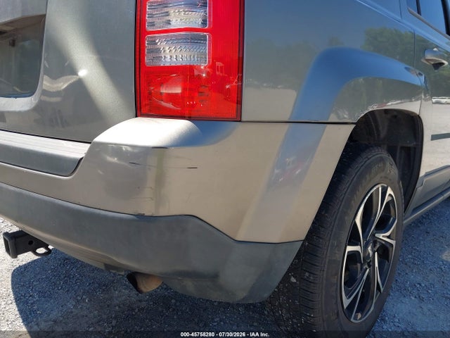 45758280 :رقم المزاد ، 1C4NJPBA8ED552038 vin ، 2014 Jeep Patriot Sport مزاد بيع