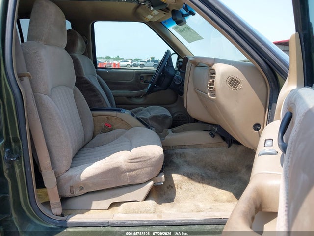 Продажа на аукционе авто 2001 Chevrolet Blazer Lt, vin: 1GNDT13W412140564, номер лота: 45758306