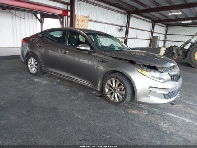 Продаж на аукціоні авто 2017 Kia Optima Lx, vin: 5XXGT4L39HG133157, номер лоту: 45758333