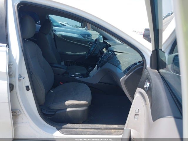 45758336 :رقم المزاد ، 5NPEB4AC9EH935348 vin ، 2014 Hyundai Sonata Gls مزاد بيع