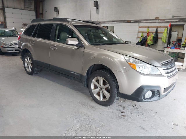 Продажа на аукционе авто 2014 Subaru Outback 3.6r Limited, vin: 4S4BRDLC5E2210287, номер лота: 45758378