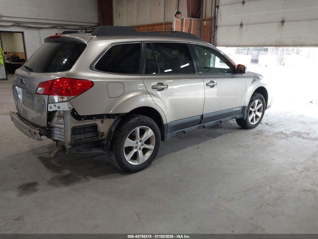 Продажа на аукционе авто 2014 Subaru Outback 3.6r Limited, vin: 4S4BRDLC5E2210287, номер лота: 45758378