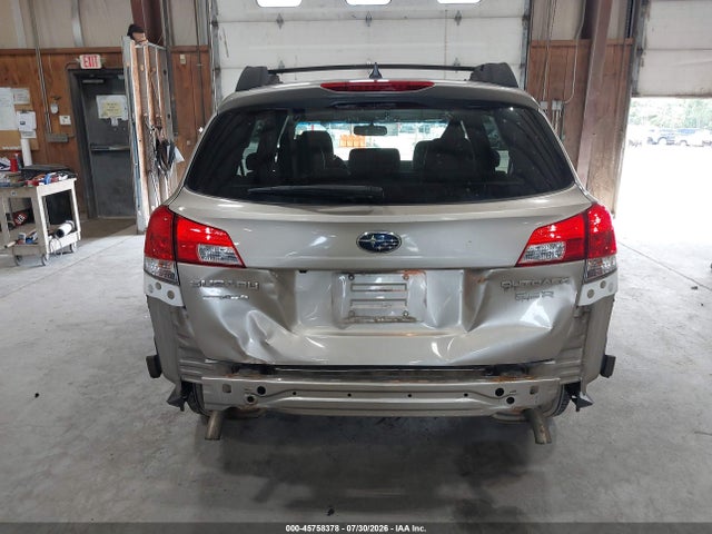 Продажа на аукционе авто 2014 Subaru Outback 3.6r Limited, vin: 4S4BRDLC5E2210287, номер лота: 45758378