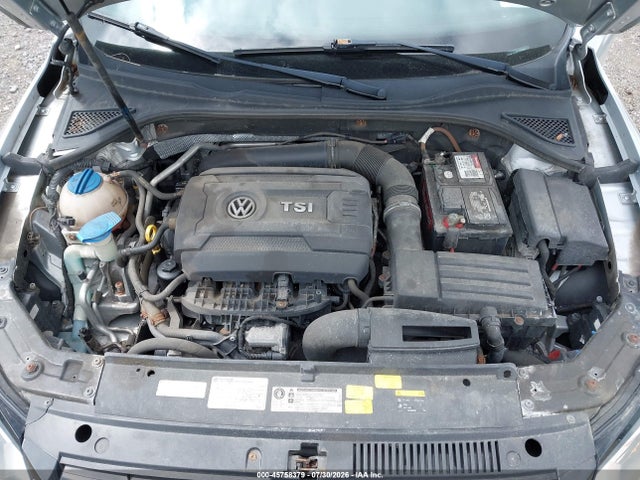 45758379 :رقم المزاد ، 1VWBT7A38FC043457 vin ، 2015 Volkswagen Passat 1.8t Se مزاد بيع