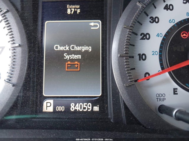 5TDXK3DC5FS664735 Toyota Sienna Se 8 Passenger