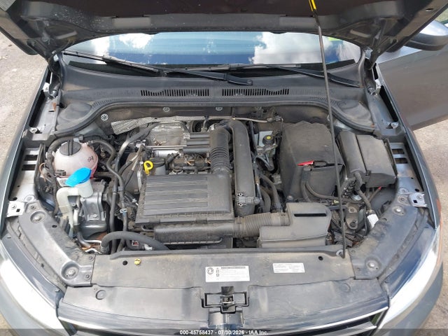 2017 Volkswagen Jetta 1.4t S მანქანა იყიდება აუქციონზე, vin: 3VW2B7AJ2HM404832, აუქციონის ნომერი: 45758437