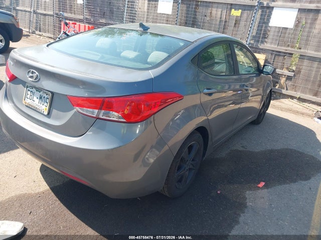 Продажа на аукционе авто 2013 Hyundai Elantra Gls, vin: 5NPDH4AE6DH289857, номер лота: 45758476