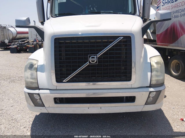 Aukcja sprzedaży 2017 Volvo Vnl, vin: 4V4NC9EHXHN979061, numer aukcji: 45758487