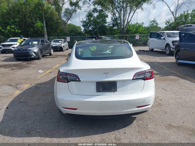 Tesla Model 3 Standard Range Plus Rear-wheel Drive 2021 5YJ3E1EA3MF978327 Image 15