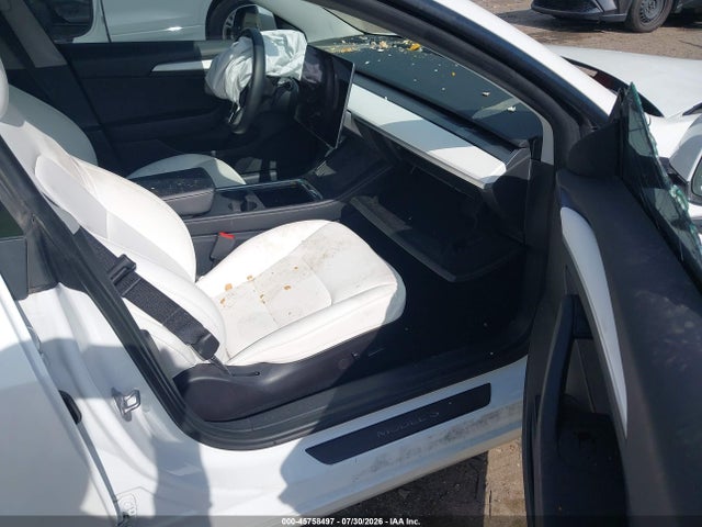 Tesla Model 3 Standard Range Plus Rear-wheel Drive 2021 5YJ3E1EA3MF978327 Image 5