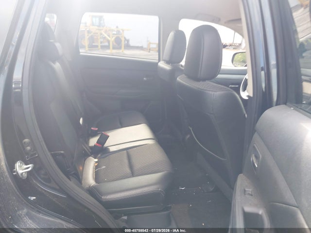 Продажа на аукционе авто 2015 Mitsubishi Outlander Se, vin: JA4AZ3A37FZ012536, номер лота: 45758542