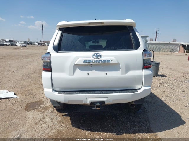 Toyota 4runner Sr5 Premium 2018 JTEBU5JR7J5500647 Image 17