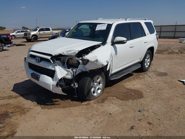 Toyota 4runner Sr5 Premium 2018 JTEBU5JR7J5500647 Image 2