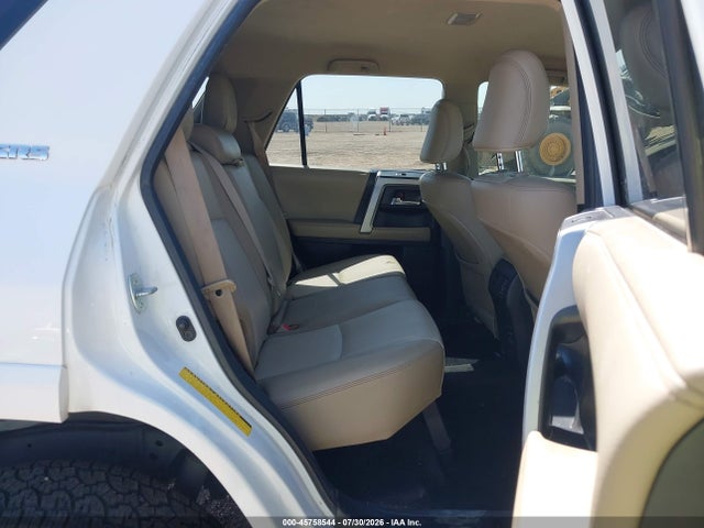 Toyota 4runner Sr5 Premium 2018 JTEBU5JR7J5500647 Image 8