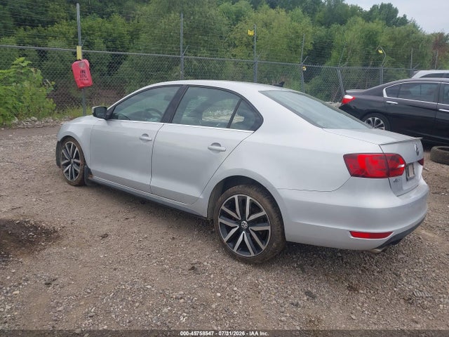 2013 Volkswagen Jetta Gli Autobahn მანქანა იყიდება აუქციონზე, vin: 3VW467AJ9DM246786, აუქციონის ნომერი: 45758547