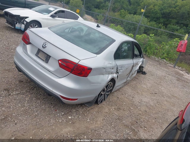 2013 Volkswagen Jetta Gli Autobahn მანქანა იყიდება აუქციონზე, vin: 3VW467AJ9DM246786, აუქციონის ნომერი: 45758547