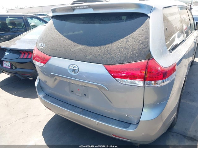 5TDYK3DC4ES459023 Toyota Sienna Xle V6 8 Passenger