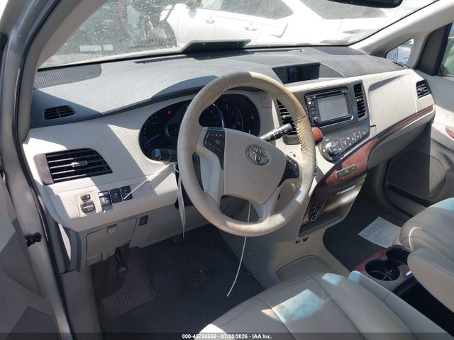 5TDYK3DC4ES459023 Toyota Sienna Xle V6 8 Passenger