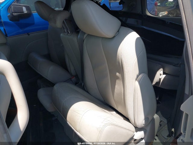 5TDYK3DC4ES459023 Toyota Sienna Xle V6 8 Passenger