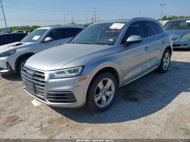 45758607 :رقم المزاد ، WA1BNAFY4J2045956 vin ، 2018 Audi Q5 2.0t Premium/2.0t Tech Premium مزاد بيع