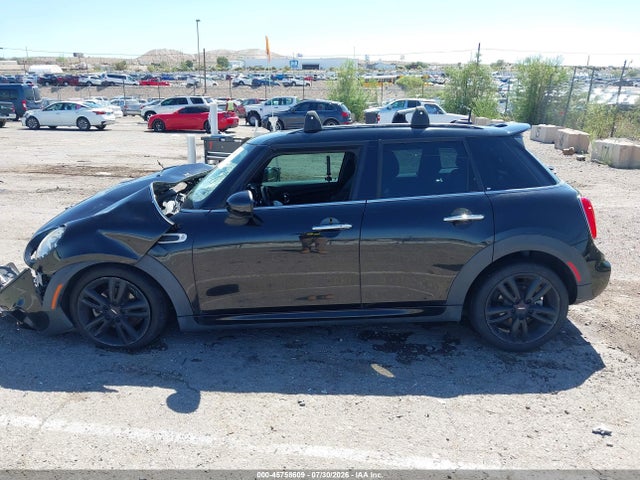 Продажа на аукционе авто 2018 Mini Hardtop Cooper, vin: WMWXU1C55J2F80545, номер лота: 45758609