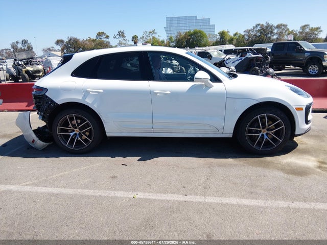 Porsche Macan T 2024 WP1AA2A58RLB02311 Image 13