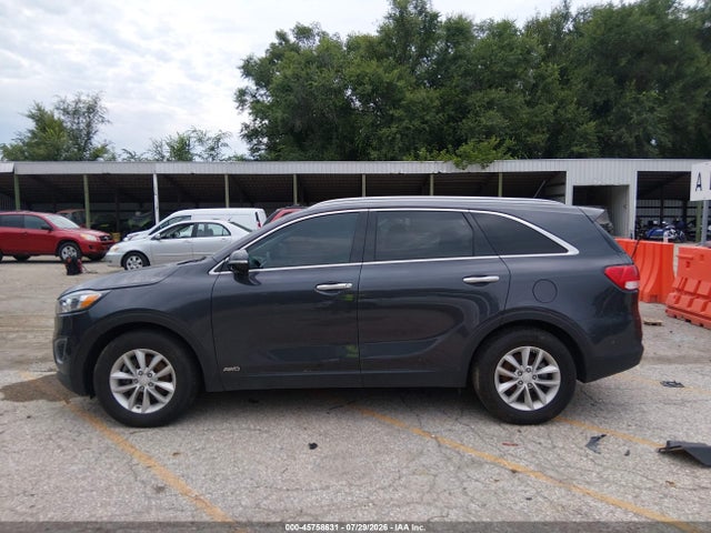 45758631 :رقم المزاد ، 5XYPGDA37HG232255 vin ، 2017 Kia Sorento 2.4l Lx مزاد بيع
