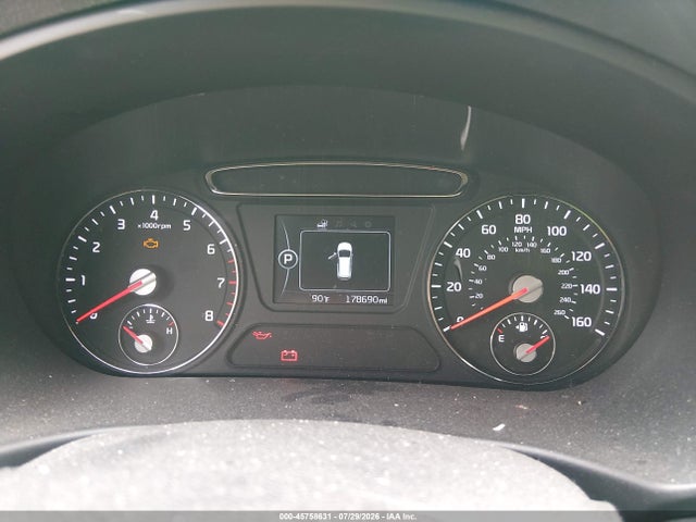 45758631 :رقم المزاد ، 5XYPGDA37HG232255 vin ، 2017 Kia Sorento 2.4l Lx مزاد بيع