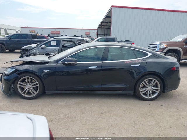45758651 :رقم المزاد ، 5YJSA1S24FF088376 vin ، 2015 Tesla Model S 70d/85d/p85d مزاد بيع