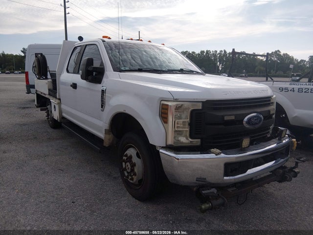 Продажа на аукционе авто 2018 Ford F-350 Xl, vin: 1FD7X3B61JEB52964, номер лота: 45758658