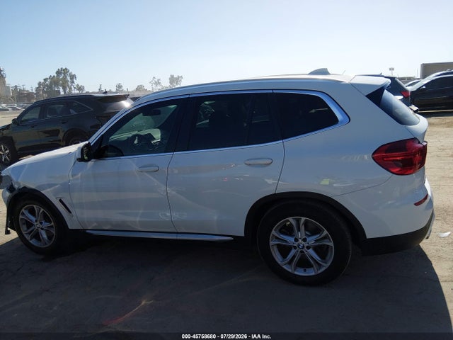 5UXTR7C51KLE98084 BMW X3 Sdrive30i