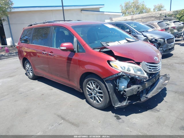 Продажа на аукционе авто 2015 Toyota Sienna Limited Premium 7 Passenger, vin: 5TDDK3DC4FS121024, номер лота: 45758683
