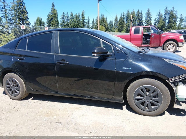 Toyota Prius Two Eco 2016 JTDKARFU6G3023862 Image 14