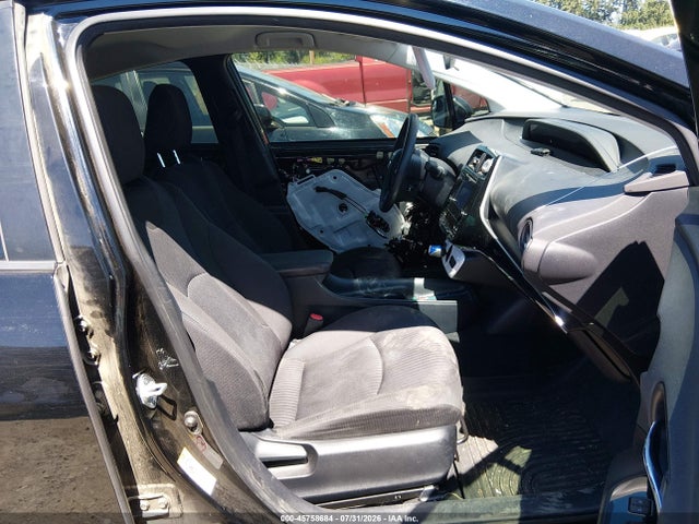 Toyota Prius Two Eco 2016 JTDKARFU6G3023862 Image 5