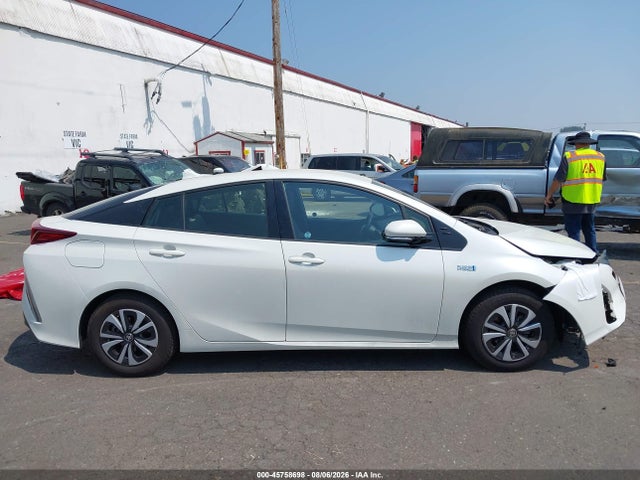 JTDKARFP0H3061020 Toyota Prius Prime Premium