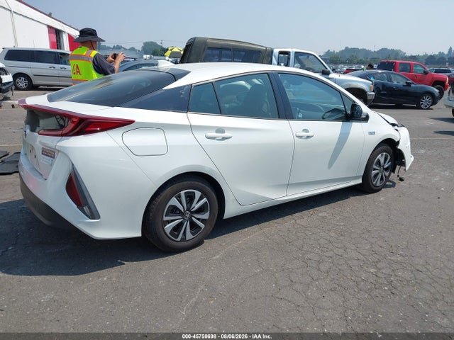 JTDKARFP0H3061020 Toyota Prius Prime Premium
