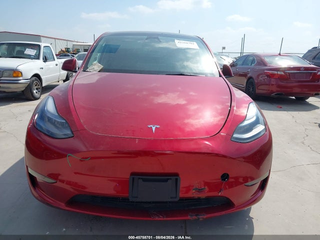 Tesla Model Y Long Range Dual Motor All-wheel Drive 2024 7SAYGAEE2RF210044 Image 12