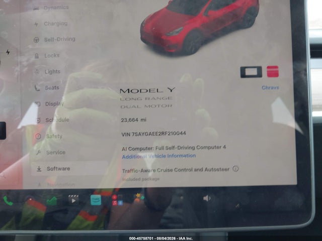Tesla Model Y Long Range Dual Motor All-wheel Drive 2024 7SAYGAEE2RF210044 Image 7