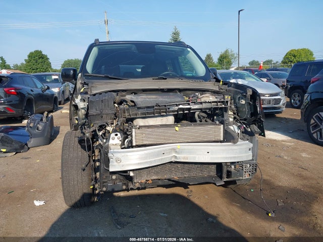 2017 Jeep Renegade Latitude მანქანა იყიდება აუქციონზე, vin: ZACCJBBBXHPF22824, აუქციონის ნომერი: 45758714