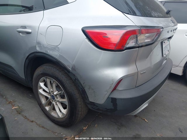 1FMCU0G63LUA14365 Ford ESCAPE SE